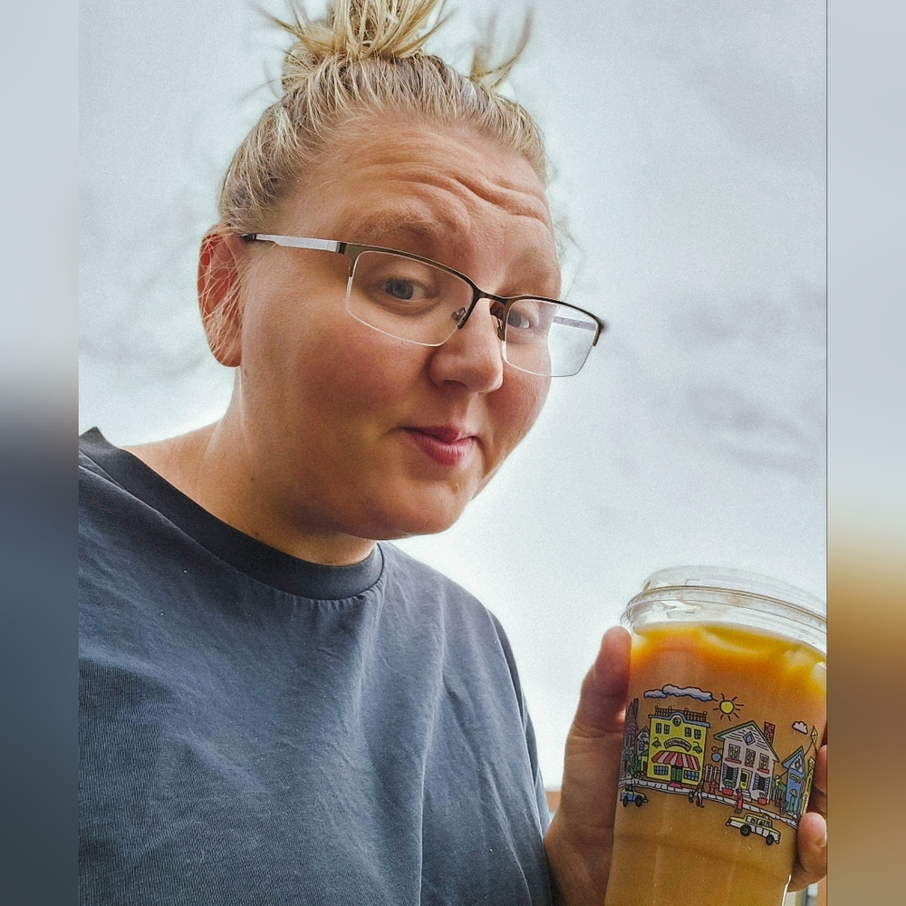 Meet your Posher, Dani